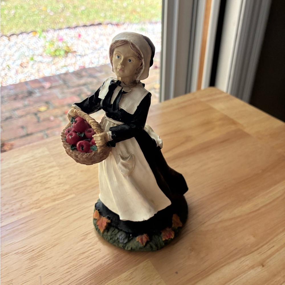 Vintage Papel Giftware Brand Charming Figurine with Basket of Apples.